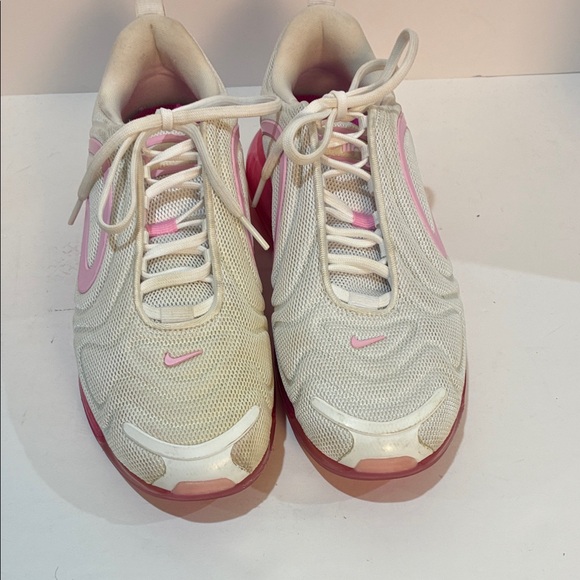 Nike Women's Air Max 270 - Picture 3 of 6